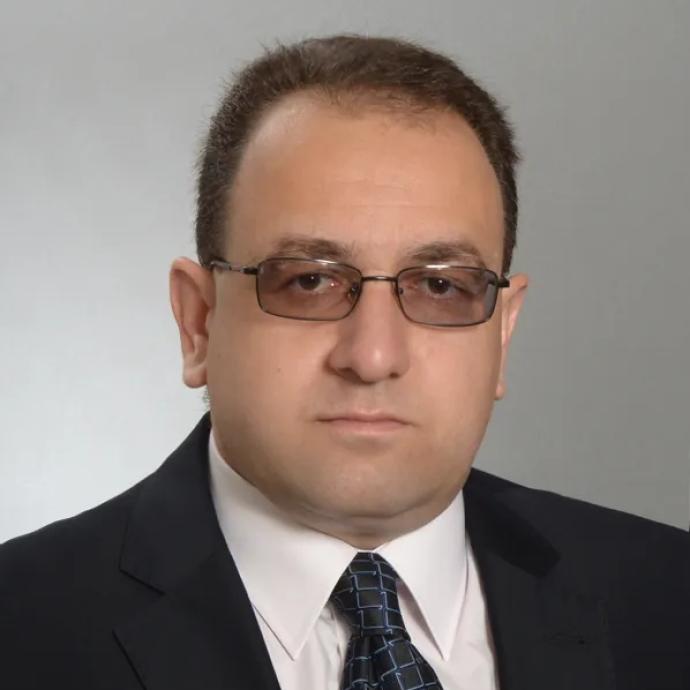 Mr. Armin Avdić