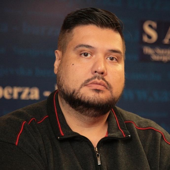 Dr. Tarik Kurbegović